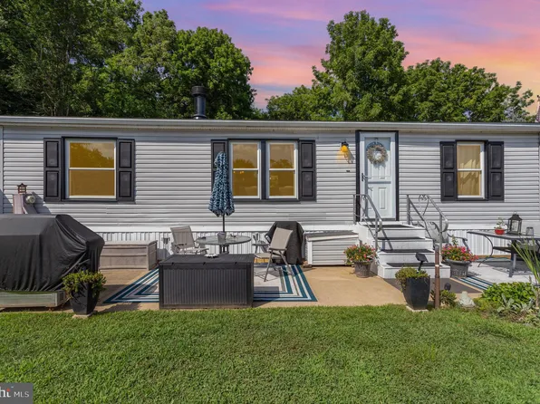 685 Lilac Dr, New Providence, PA 17560