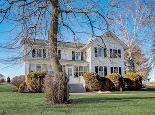 N5517 Willow Glen Rd, Sullivan, WI 53178