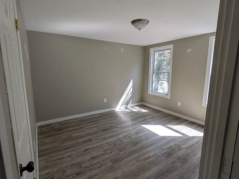 27 McKinley Rd — Photo 9