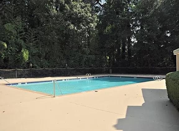 4th image of 3202 Pine Heights Dr NE #3202