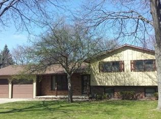 480 Stella Vista Dr, Green Bay, WI 54302