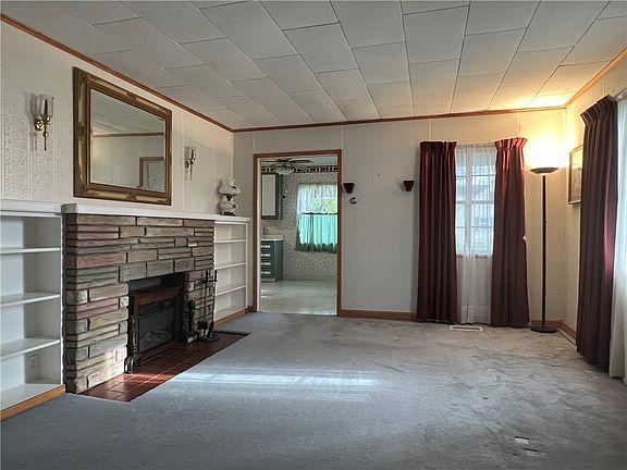 5th image of 302 Gardner Rd