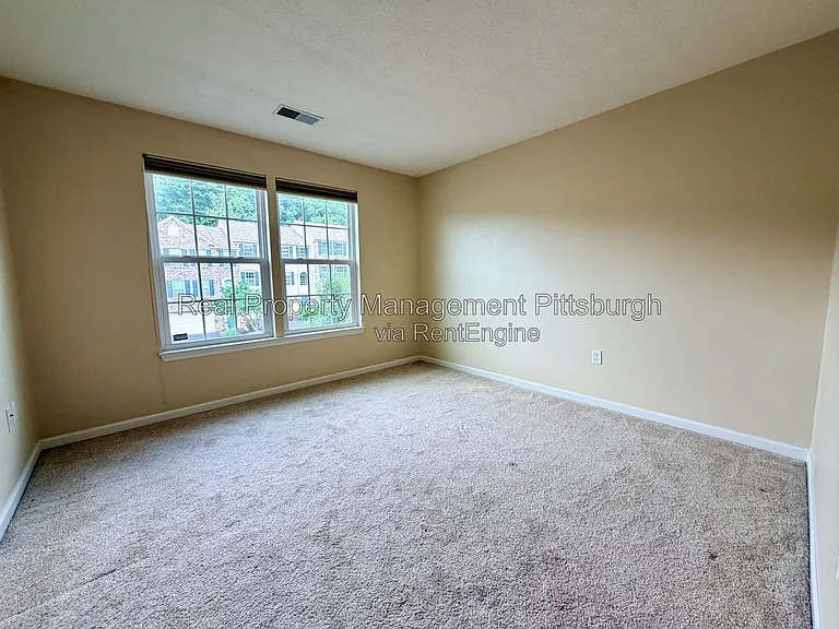 242 Corey Dr — Photo 17