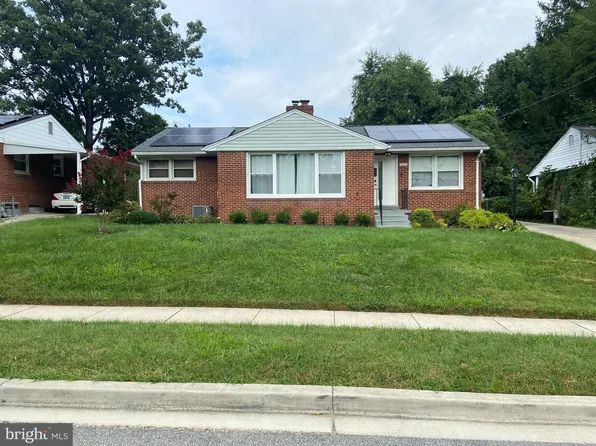 2606 Fort Dr, Suitland, MD 20746