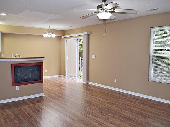 2nd image of 2411 Deerfield Blvd