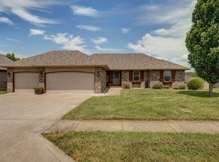 4833 W Shayla Ct, Springfield, MO 65802