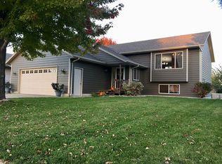 712 N Shepherd Ave, Sioux Falls, SD 57103