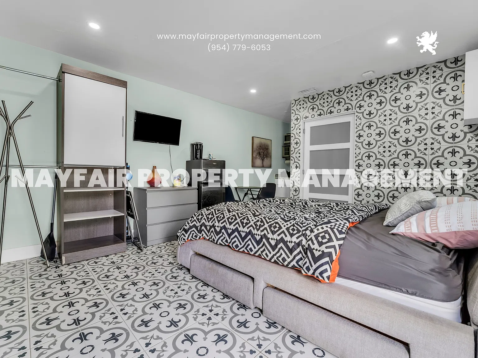 4008-4018 Northwest 5th Avenue - 4008 — Photo 3