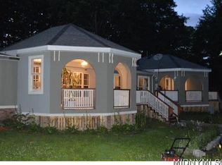 225 Hacadam Rd, Sauquoit, NY 13456