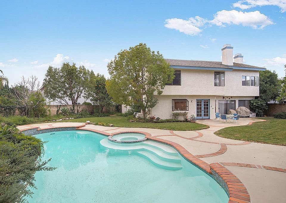 1st image of 4594 Heather Glen Ct