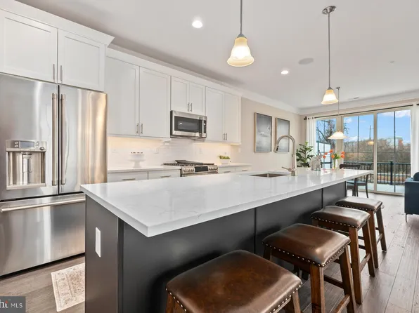 85 Riverwalk, Plainsboro, NJ 08536