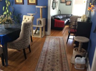 1505 Greenleaf St #2, Evanston, IL 60202