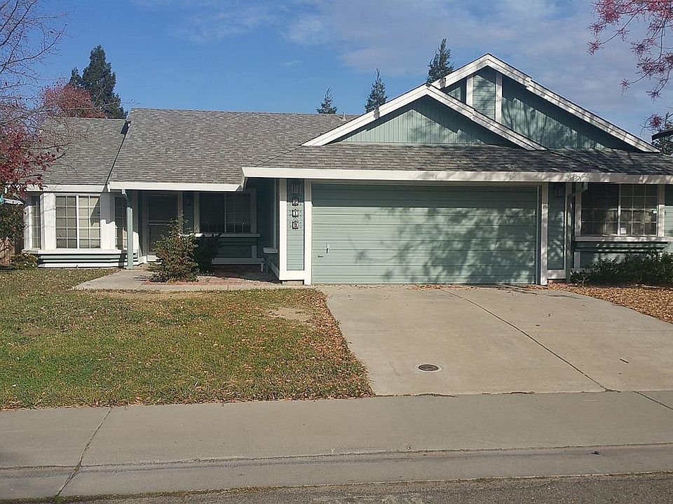 2nd image of 219 Berry Oak Ct