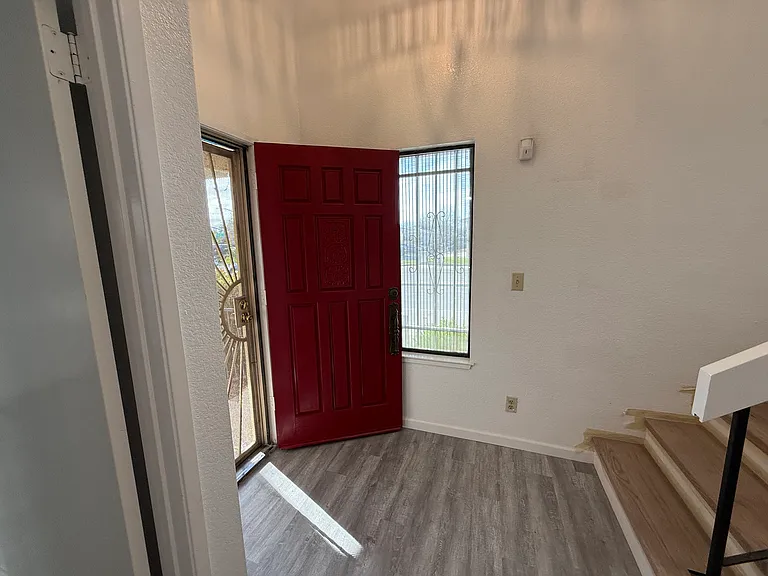 6216 Van Maren Ln — Photo 11