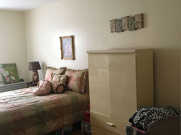 2nd image of 2057 E 53rd Pl