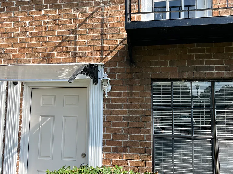 100 Timber Ln #A-B — Photo 2