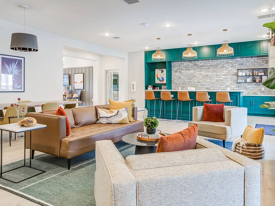 1st image of 101 Lemon Dr #1033