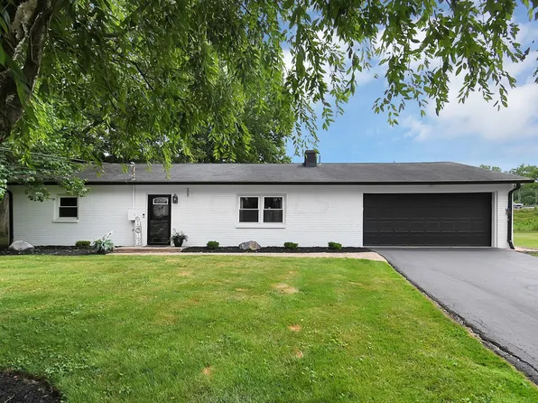 299 Lansing Cir, Granville, OH 43023