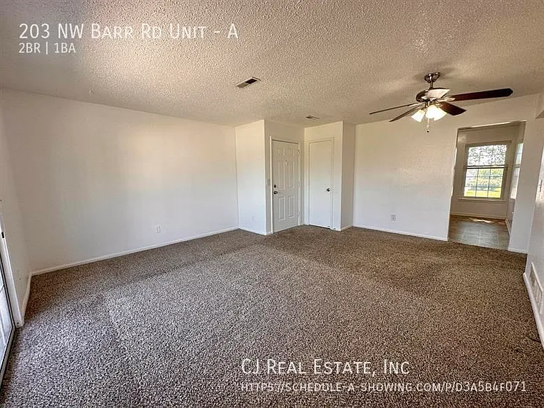 203 NW Barr Rd #A — Photo 4