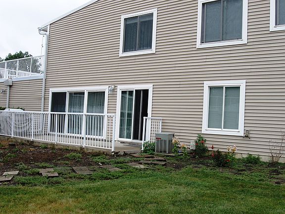 2nd image of 2242 N Baldwin Way Unit 5B