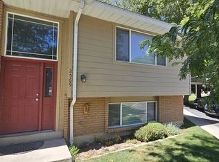2569 E Canterbury Ln, Salt Lake City, UT 84121