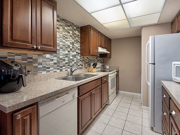 2nd image of 1429 SW 48th Ter APT 6