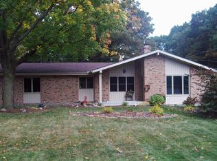 1603 N Bonny Bruce Dr, Stevensville, MI 49127