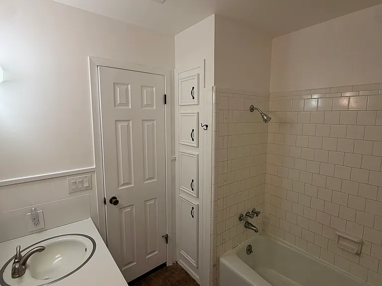 314 Perry Dr — Photo 7