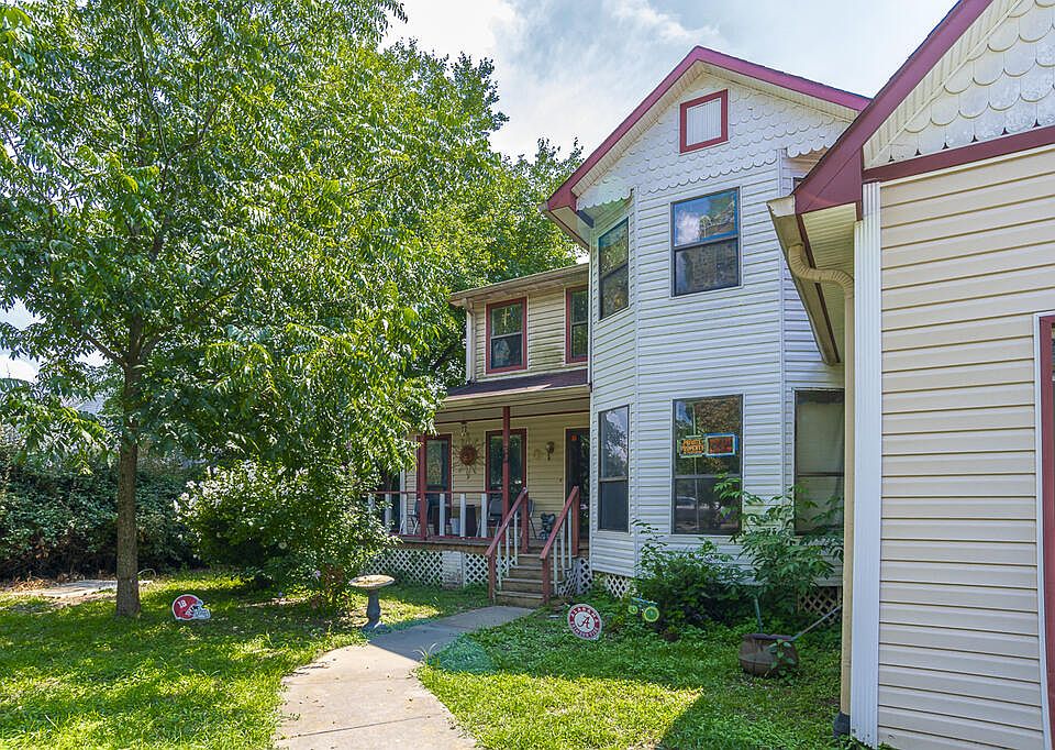 1st image of 413 Magnolia Ave NW