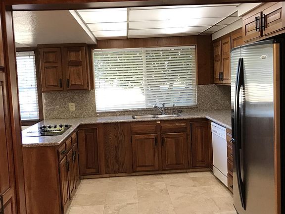3rd image of 4627 Leir Dr