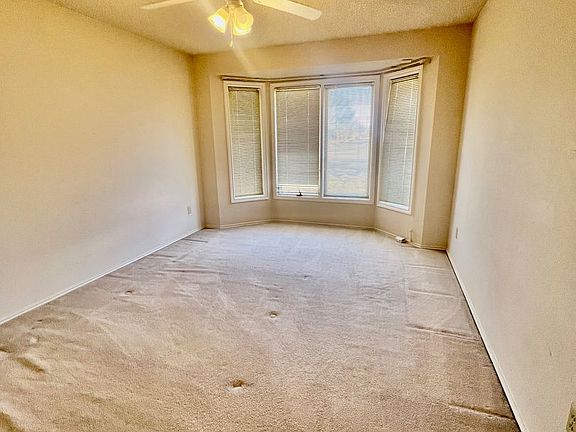 5th image of 9307 Vicksburg Ave