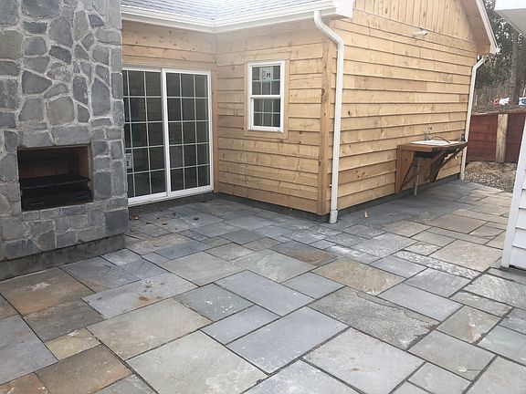5th image of 6 Ernest Ln