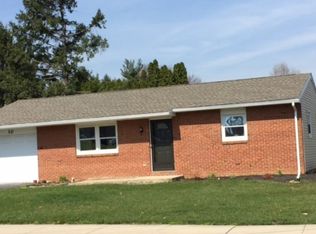 10 S Oak St, Lititz, PA 17543