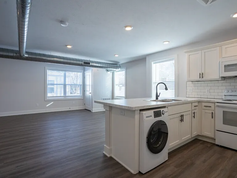 Michigan Street Apartment Homes — Photo 33