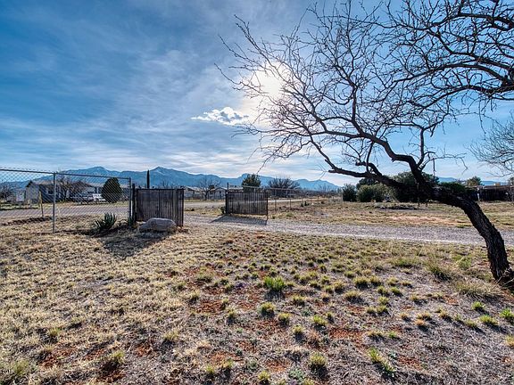 4th image of 5029 E San Molino St
