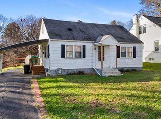 321 Andrews St, Johnson City, NY 13790