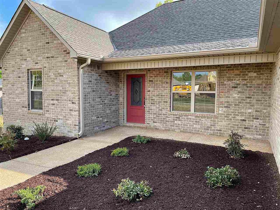 2nd image of 6017 Honeysuckle Ln