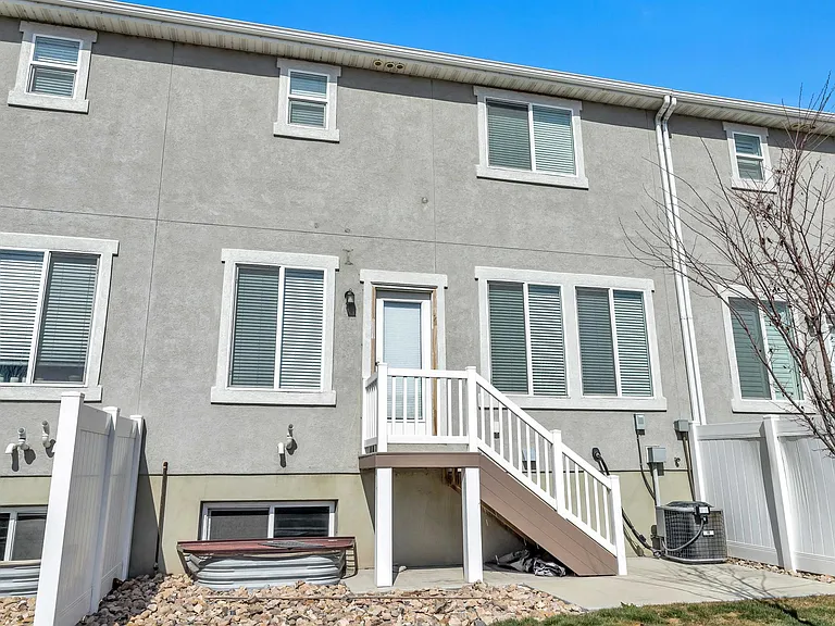209 W Whitewater Dr — Photo 8