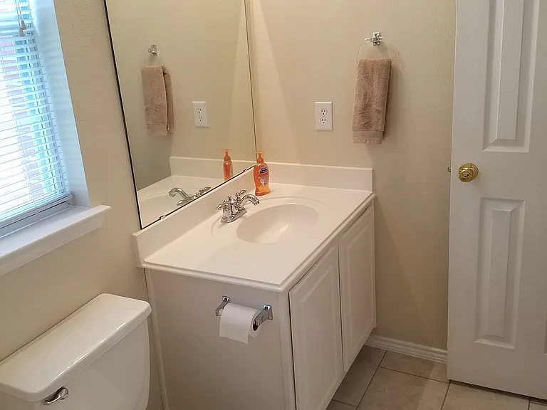 422 Cypress St — Photo 27