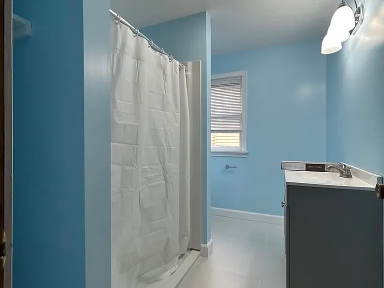 15 Wakefield Ct #2 — Photo 2