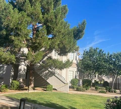4th image of 1941 S Pierpont Dr #1066