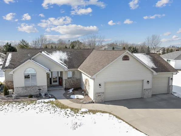 N917 Pebble Ridge Rd, Greenville, WI 54942