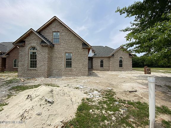 3rd image of 3904 Cindi Lane