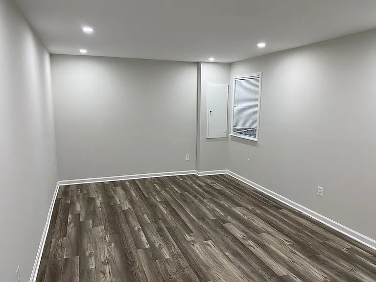 8152 Larkin Ln — Photo 11
