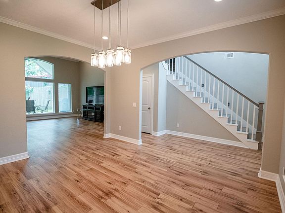 4th image of 5600 Lexington Cir