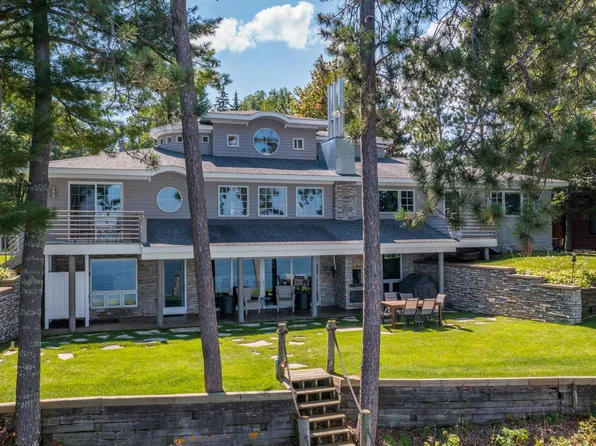 9284 Interlachen Rd, Lake Shore, MN 56468