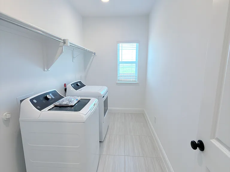 1809 Gleasondale Dr — Photo 8