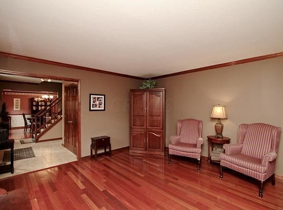 5th image of 703 Turcotte Ct
