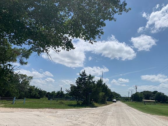 5th image of 3031 County Road 215