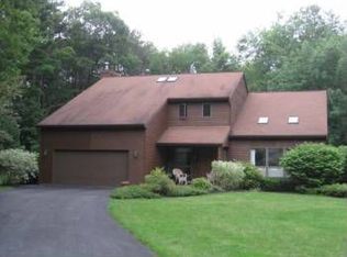 11 Ashlor Dr, Middle Grove, NY 12850
